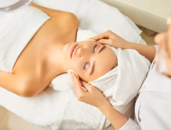 soin visage nettoyant Sublime ECLAT phytocéane-Sekoya spa et Coiffure-détente-relaxation-institut de beauté-massage-soin-spa-coiffure-lezoux